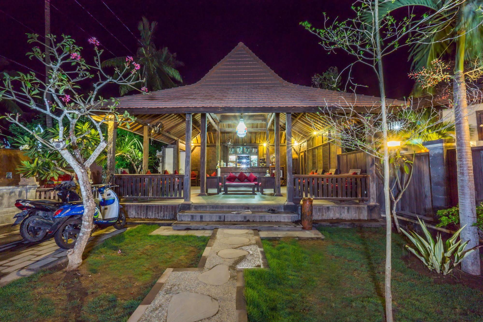 彭杜克巴鲁纳素馨花酒店 蓝梦岛 外观 照片